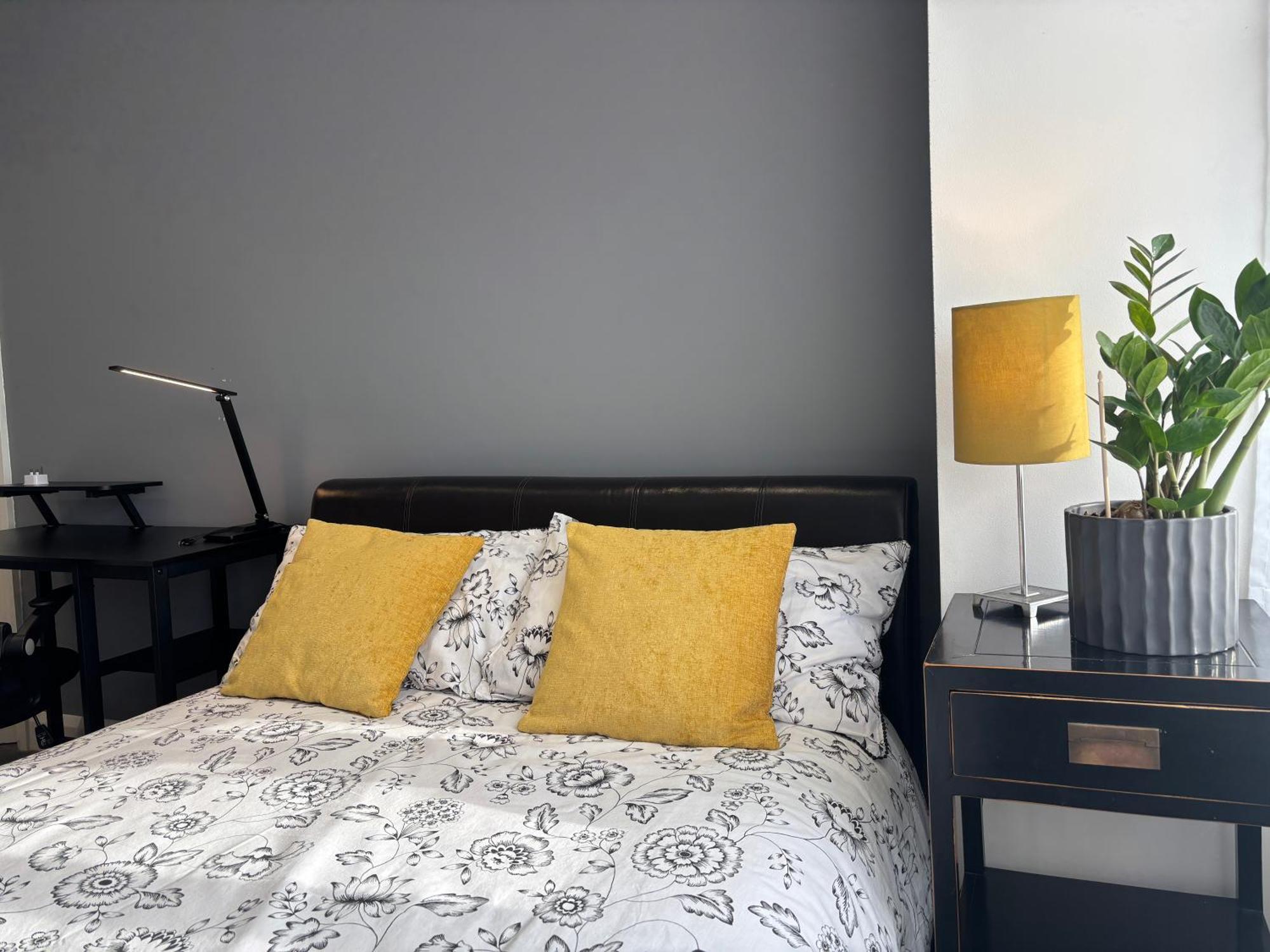 Hotel Entire House Floor Perfect For Couples & Freelancers - Available For Single Too Londres Exterior foto