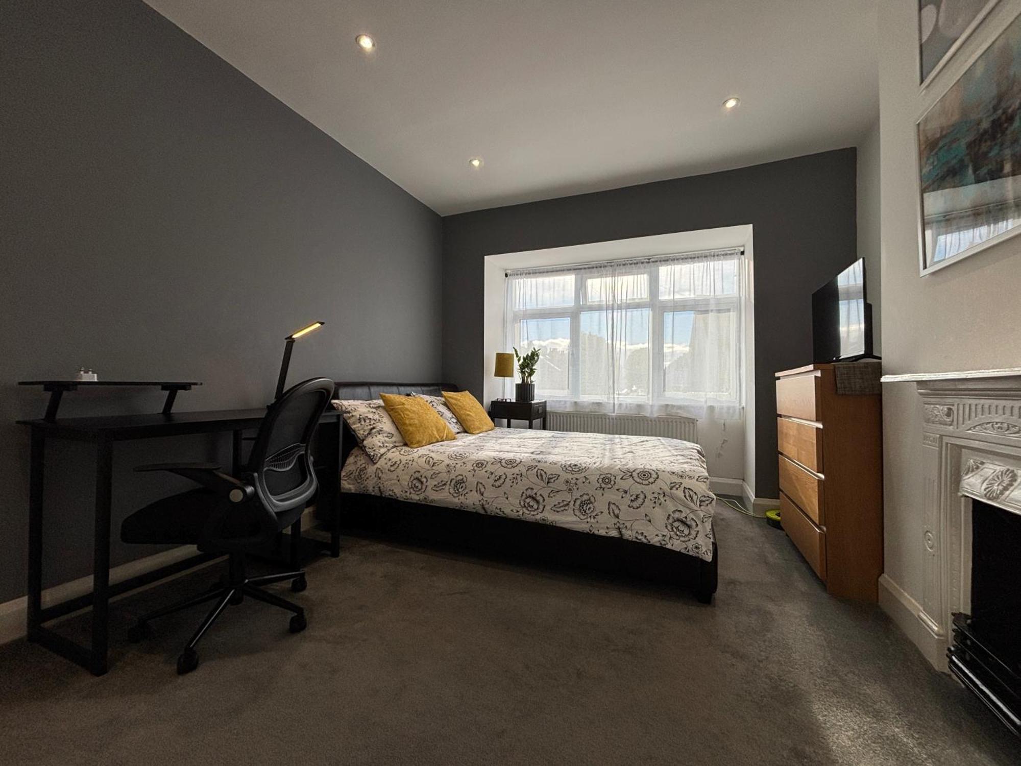 Hotel Entire House Floor Perfect For Couples & Freelancers - Available For Single Too Londres Exterior foto
